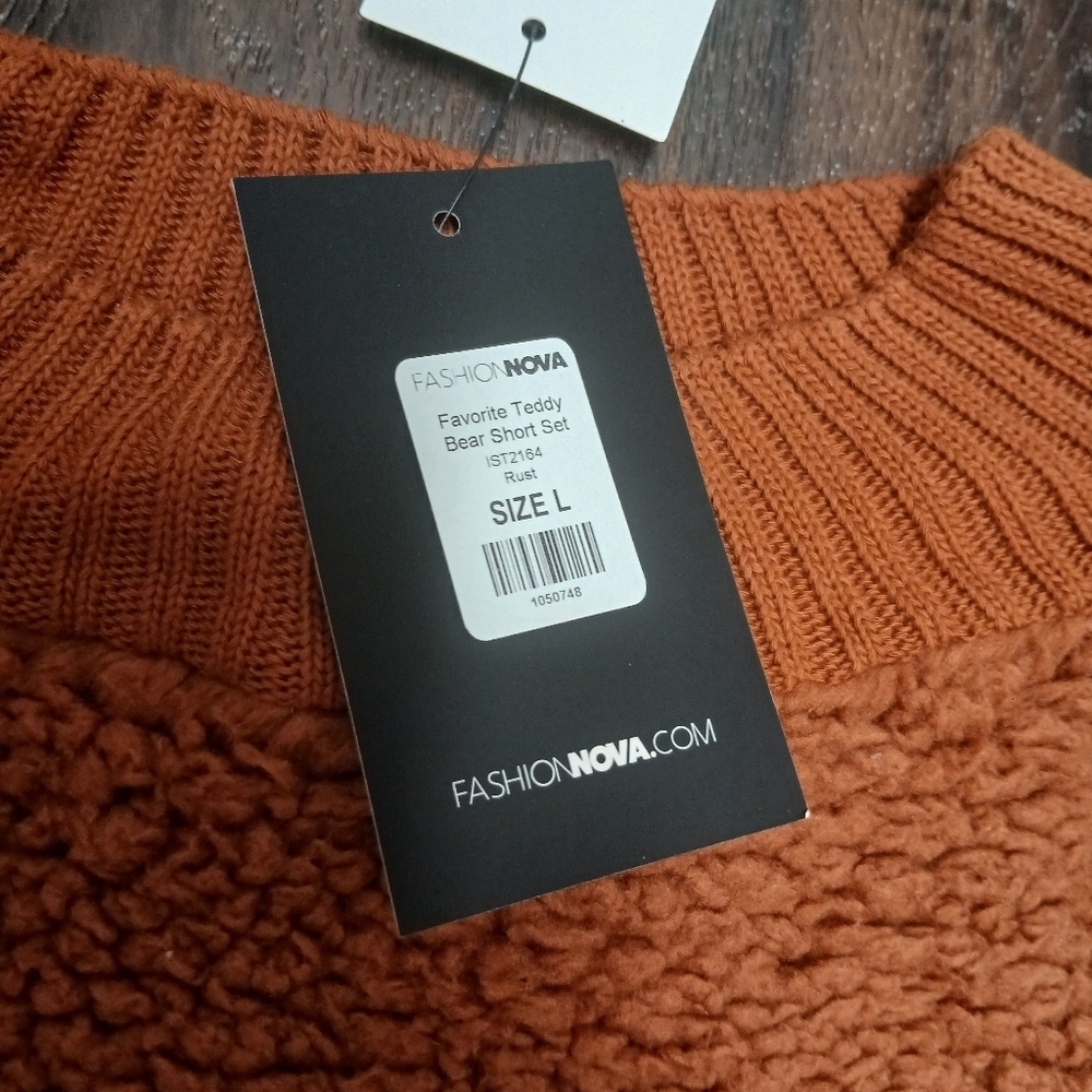 Cozy Rust Sweater - Picture 2 of 4